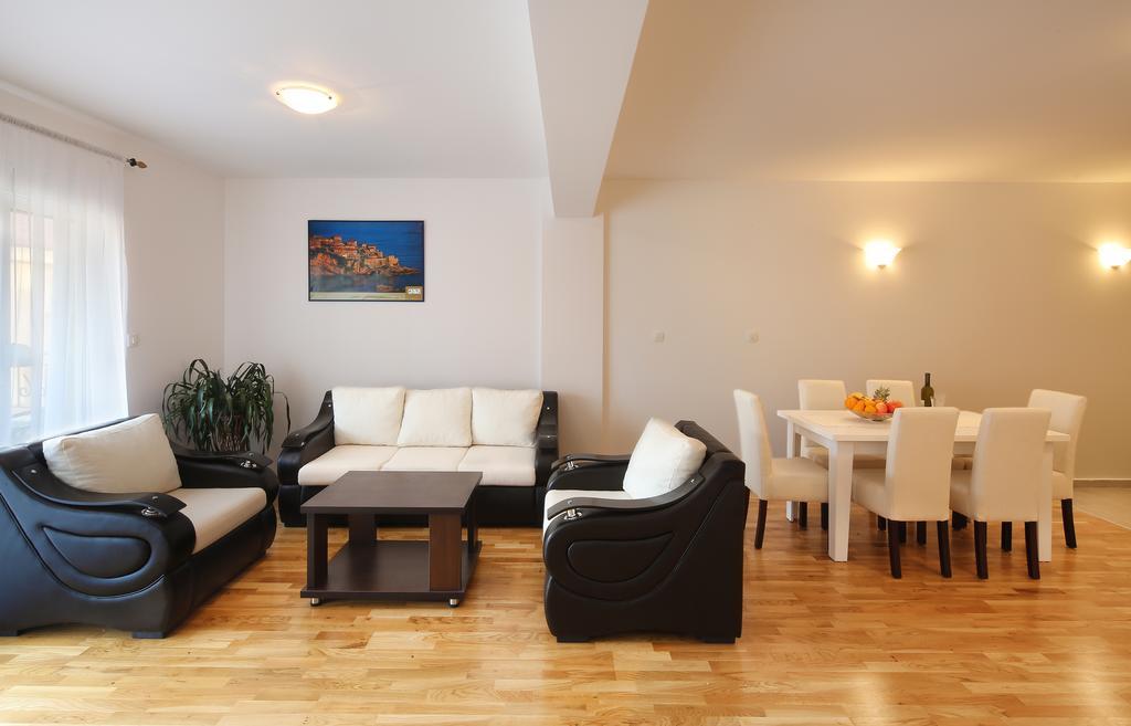 Apartments Pegasus Lux Budva Bilik gambar